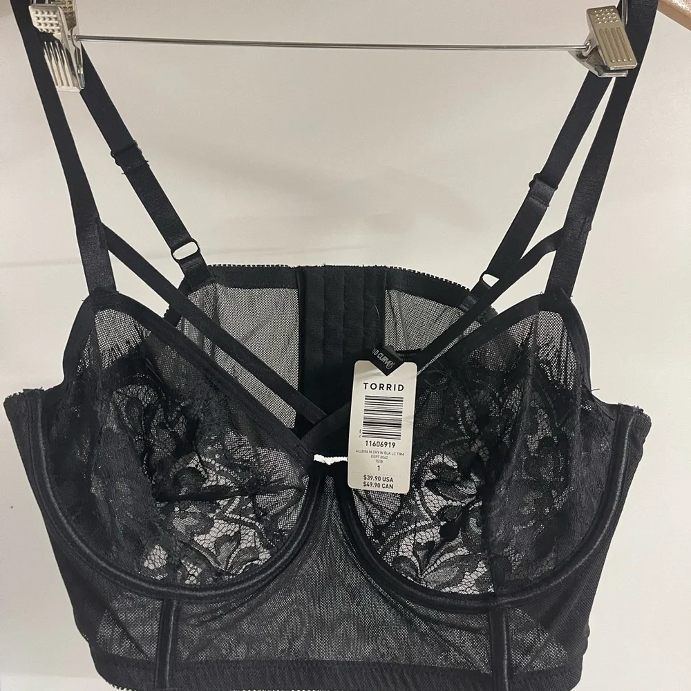 Torrid Black Strappy Lace Bra - Picture 3 of 6